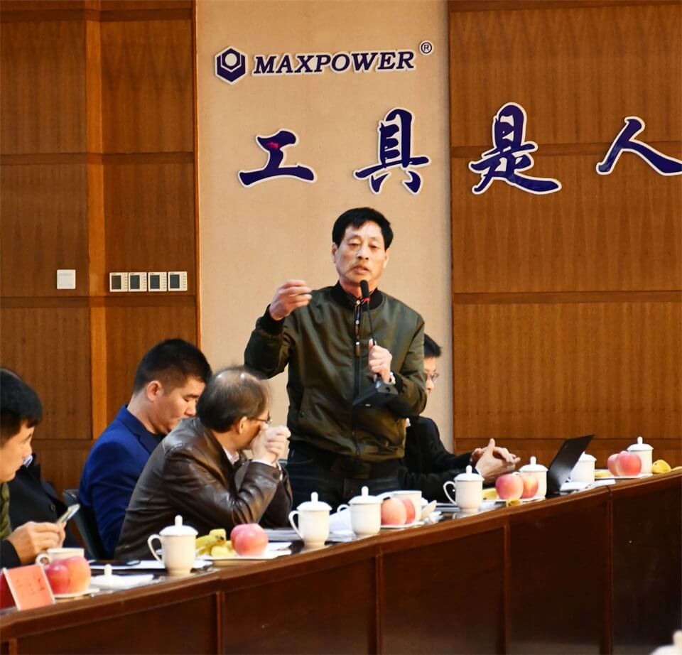 全国工具五金标准化分技术委员会换届大会在k8.com集团举行(图8)