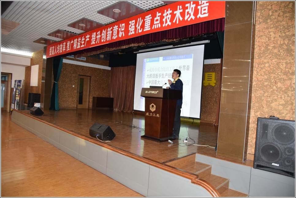 新疆考察团莅临k8.com集团参观(图7)