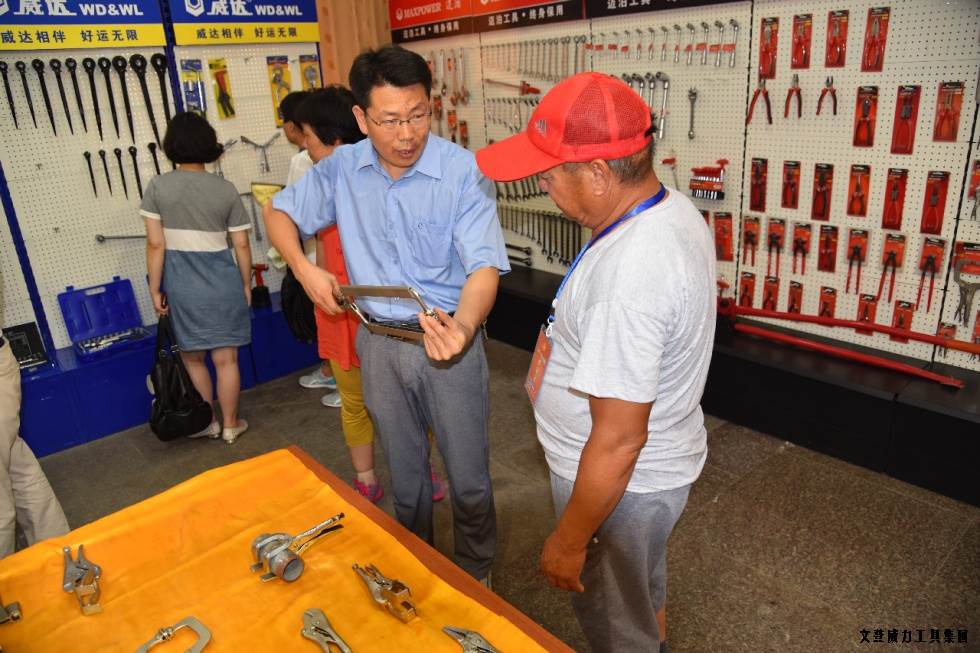 祥鸿物资公司经销商参观k8.com集团(图15)