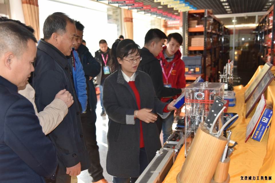 “工匠精神 山东制造”全媒体采访团莅临k8.com工具(图11)