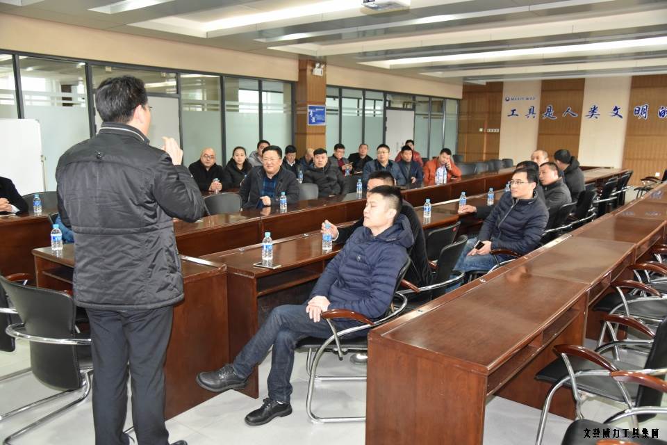 济南信之盟参观_02.JPG 济南汽配协会一行莅临k8.com集团参观(图2)